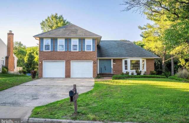 25 WHITTINGHAM Circle