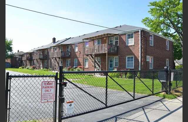 6132 W Lisbon Ave Apt 4