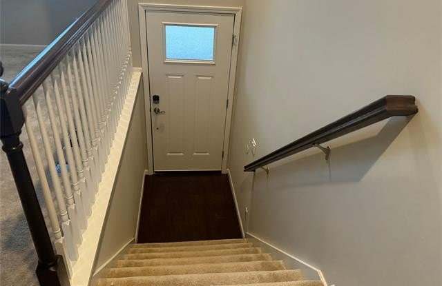 47757 Hillcrest Drive