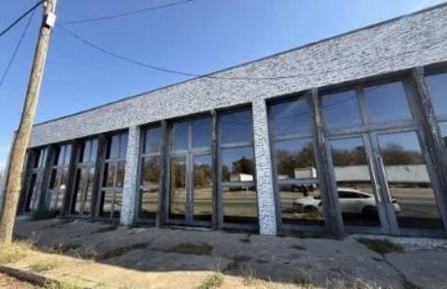 Photo of 602 S Armstrong