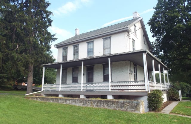 435 E Main St - 435 E Main St, Mount Joy, PA 17552