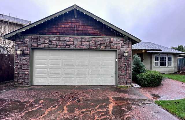 Photo of Charming 3-Bedroom Home with Modern Comforts