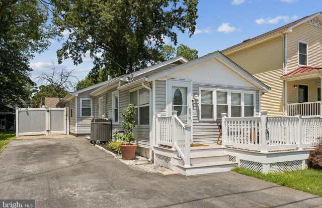 Photo of 418 SILVER RUN Road