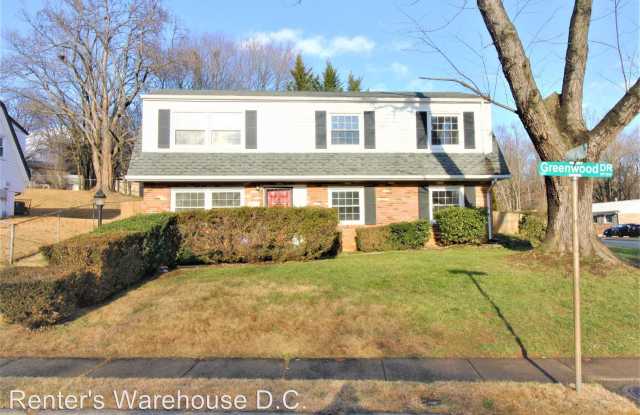 13829 Greenwood Dr - 13829 Greenwood Drive, Dale City, VA 22193