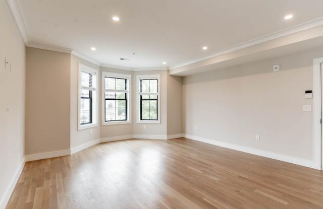 Photo of Charming 4 Bedroom-No Broker Fee