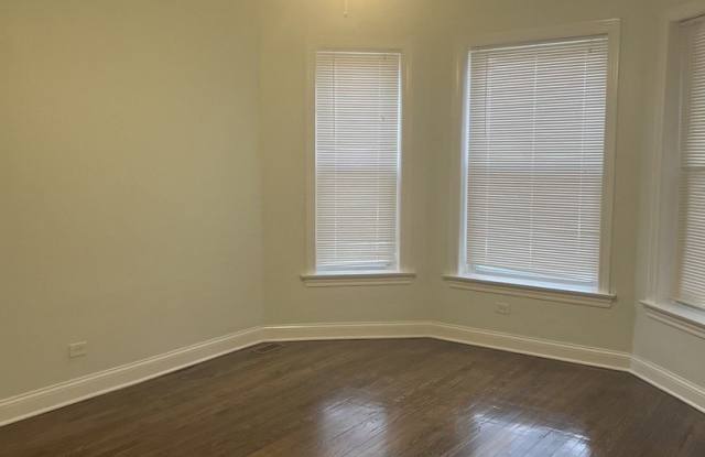 7241 S Champlain Avenue