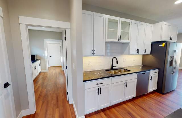 Photo of 1007 Maple Avenue
