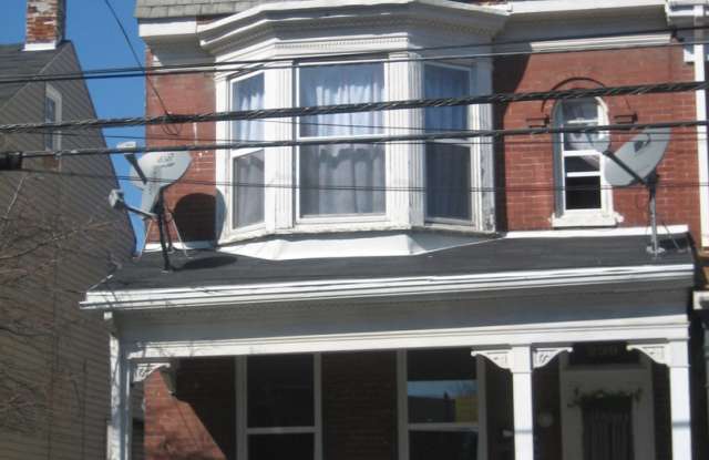 Photo of COMING SOON! 3 Bedroom Apartment - York City SD