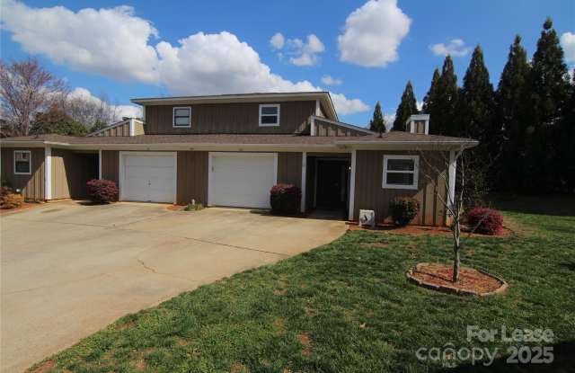 Photo of 7617 Woods Lane unit: 62