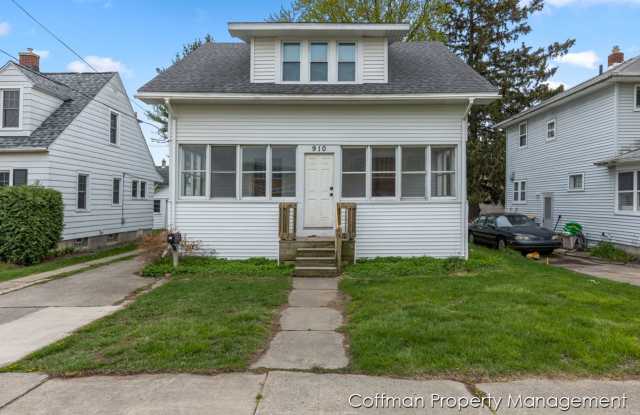 4 Bed, 2 Bath Single Family Home