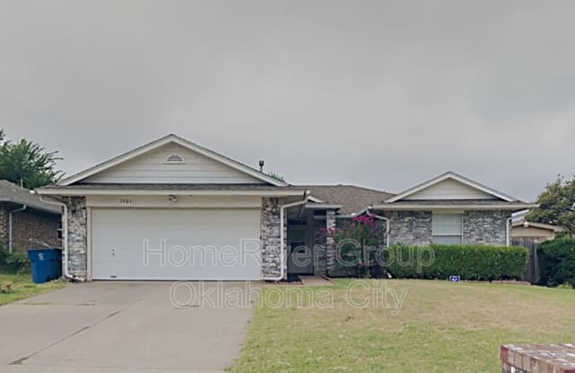 1401 Nottoway Dr - 1401 Nottoway Drive, Midwest City, OK 73130