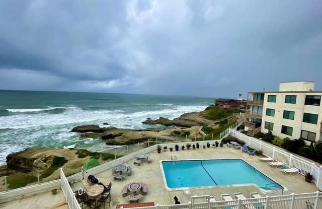 Photo of 5015 Santa Cruz Ave