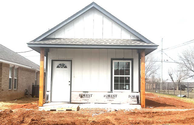 1309 Southwest Oklahoma Avenue