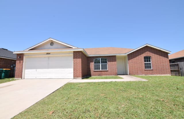 1904 Liberty Hill Dr - 1904 Liberty Hill Drive, Belton, TX 76513