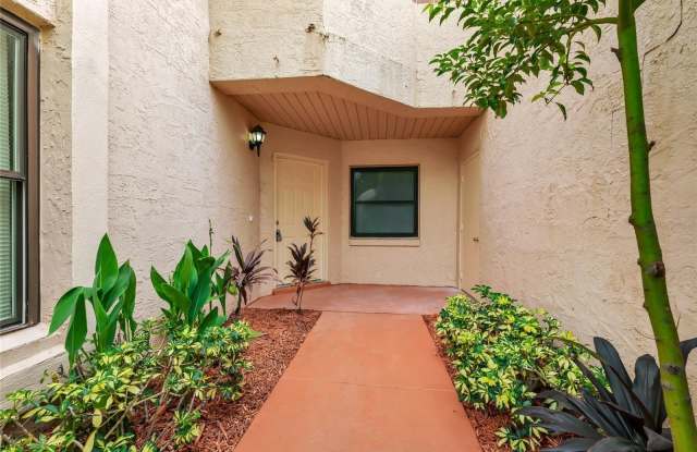 7865 SUGAR VIEW COURT