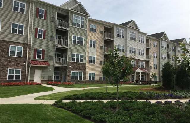 311 Robert Morris Boulevard unit: Spruce