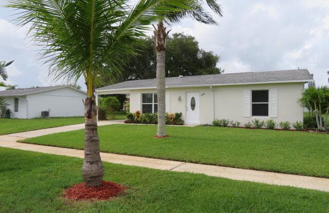 262 NE Camelot Drive - 262 Northeast Camelot Drive, Port St. Lucie, FL 34983