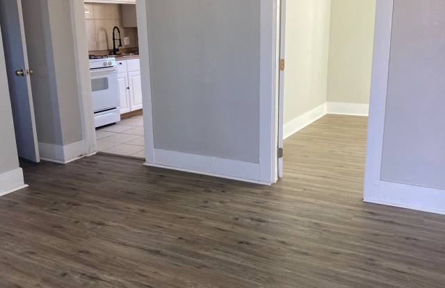 Photo of 4477 Polk Ave