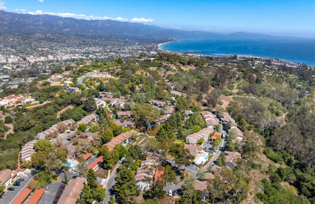 The Highlands-Unfurnished 2 bdrm Condo-Avail Now!