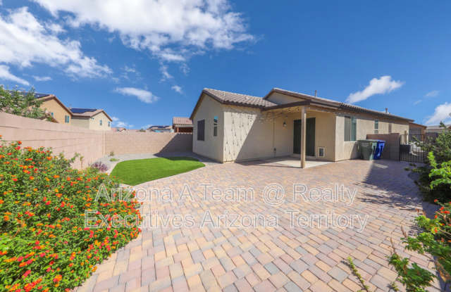 4466 South Sunrise Bluff Way