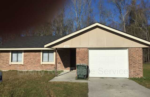 Photo of 909 Copeland Dr