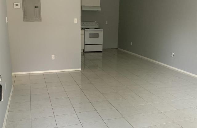 6818 Tiki Ln