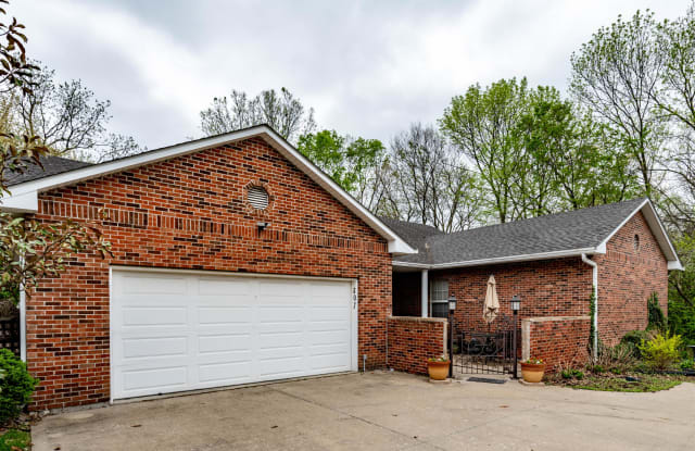 307 S WEST BLVD - 307 West Boulevard South, Columbia, MO 65203