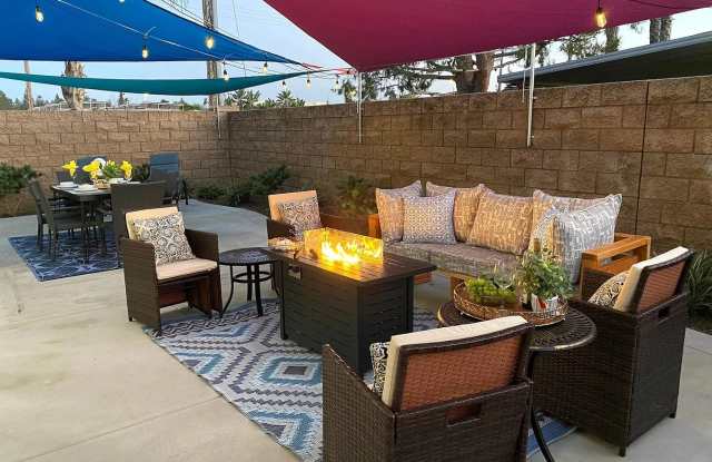 Classy Single Family Home Conviently located - Easy drive to Pendelton or Miramar - Nice family neighborhood