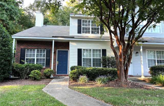 Photo of 3210 Summercroft Lane