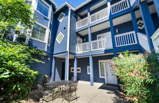 1709 18th Ave. - 1709 18th Avenue, Seattle, WA 98122