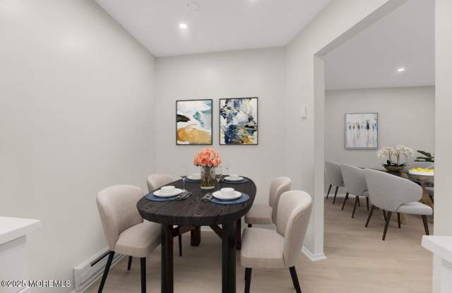 178 Amberly Drive unit: K