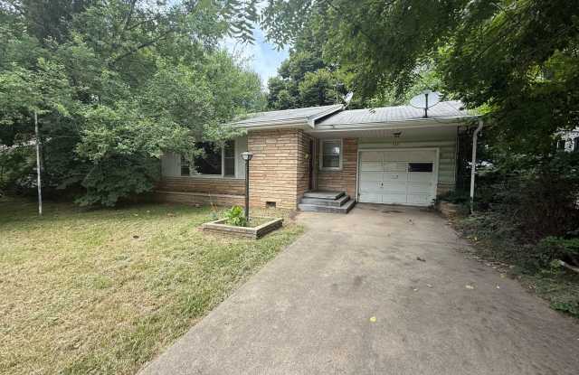 3 Bedroom 1 Bath with 1 Car Garage!