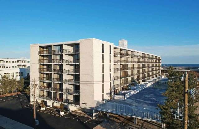 935 Ocean Ave