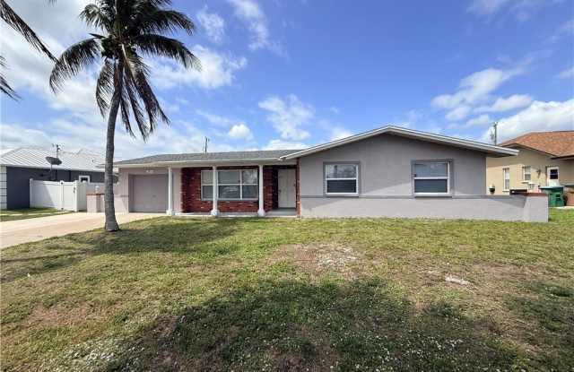 3814 SE 3rd Place