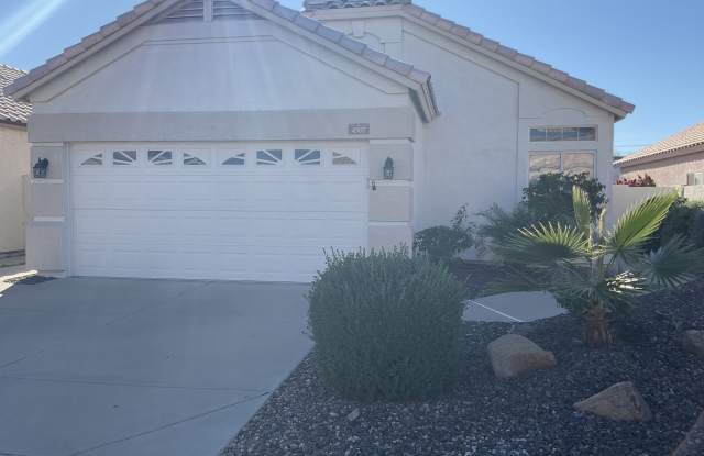 4307 E South Fork Dr