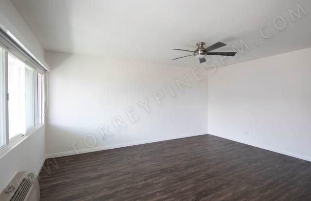 *OPEN HOUSE: 4/19 10-11AM* 2BR in PB With Washer/Dryer, Parking, and GORGEOUS Views!