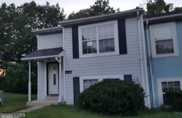 2920 WHITE OAK LANE