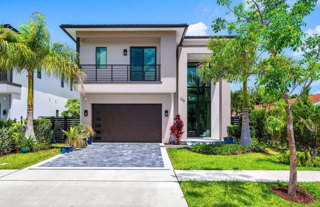 239 NE 11th Street