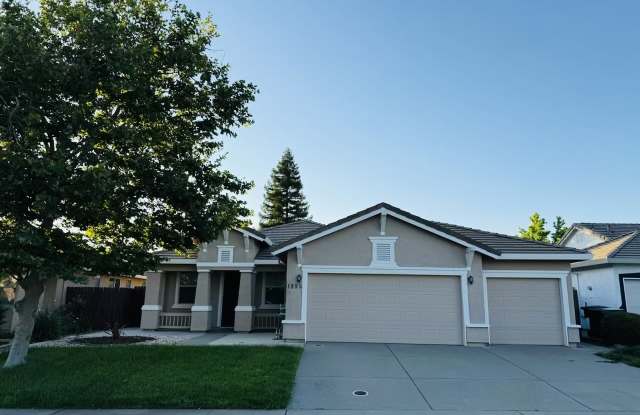 1995 Larkflower Way