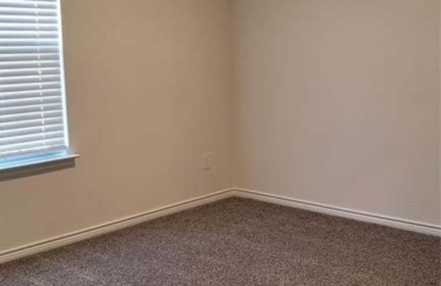 1614 Silver Landing Trail