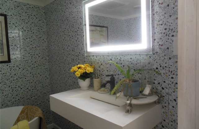 921 Donnybrook Avenue