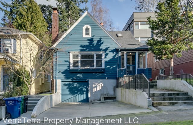 2578 3rd Ave W - 2578 3rd Avenue West, Seattle, WA 98119