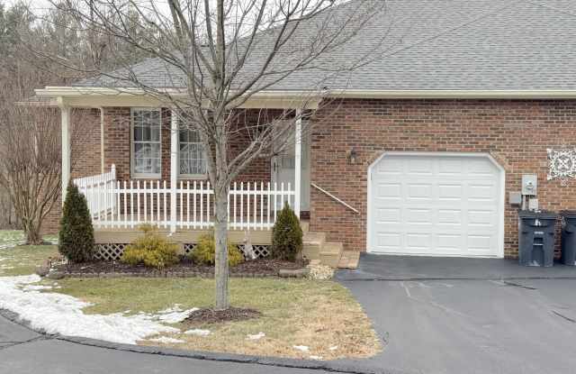 411 Eastley Court unit: H