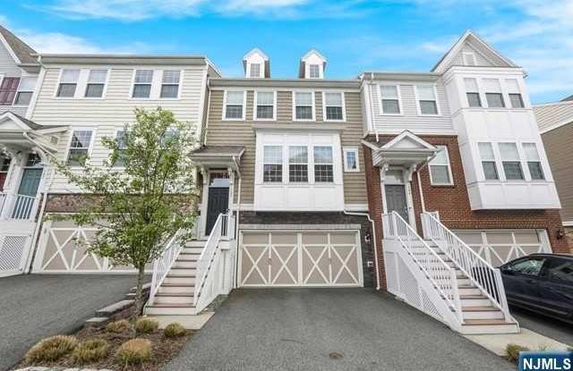 103 Orchard Terrace