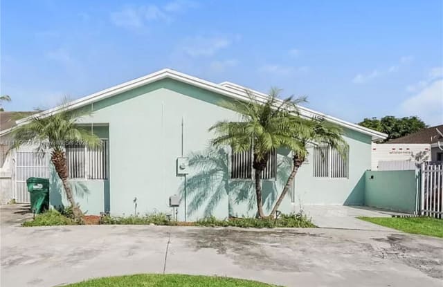 19233 SW 121st Ct - 19233 Southwest 121st Court, South Miami Heights, FL 33177