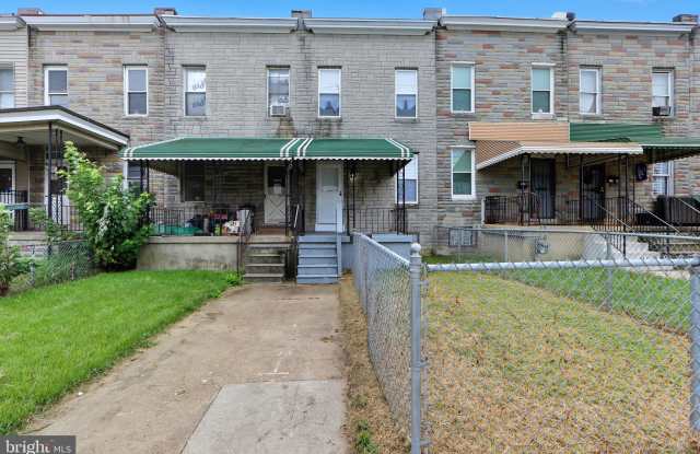 1309 E PATAPSCO Avenue