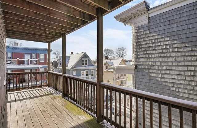 205 Hamilton Street - 3