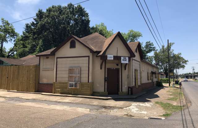 401 Coleman Avenue - B