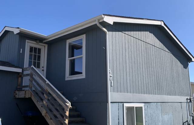 371 North Lincoln Street - 1
