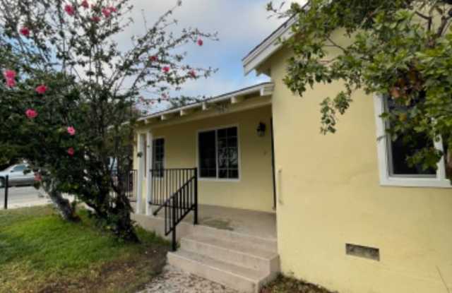 545 Ojai Rd